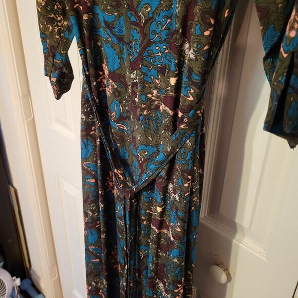 Knot Sisters, M | Floral Boho Maxi T-Shirt Kimono Dress - Picture 5 of 7